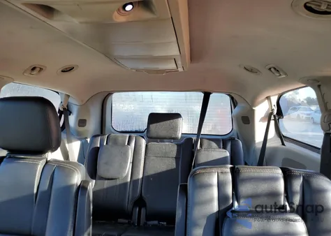 2014 Chrysler Town & Country Touring from USA, damaged, VIN 2C4RC1BGXER126569